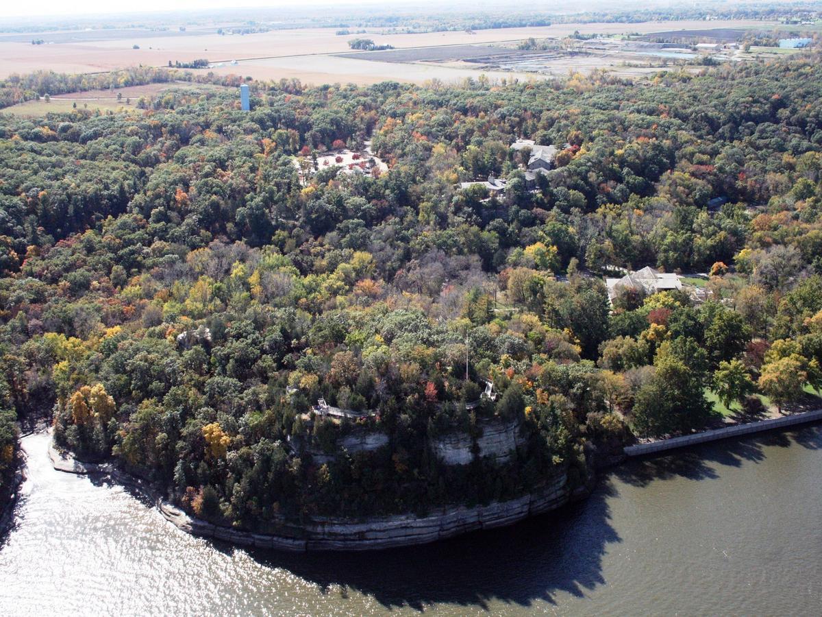 Starved Rock Lodge & Conference Center Utica Exterior foto